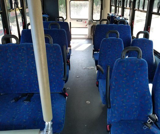 18-Passenger-E450-Super-Duty-Inside